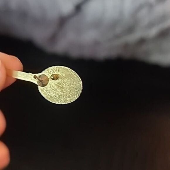 Vintage 80s Gold Tone Tennis Racket Pin Brooch Made in Taiwan - Picture 10 of 10